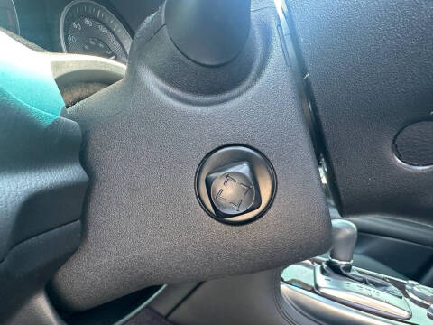 2015 Infiniti Q70 3.7