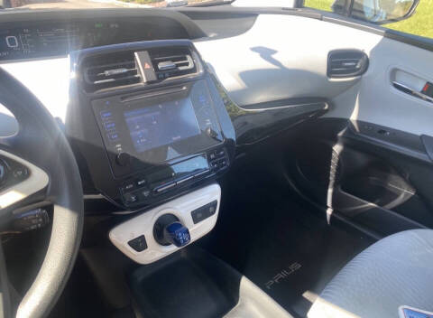 2016 Toyota Prius Two