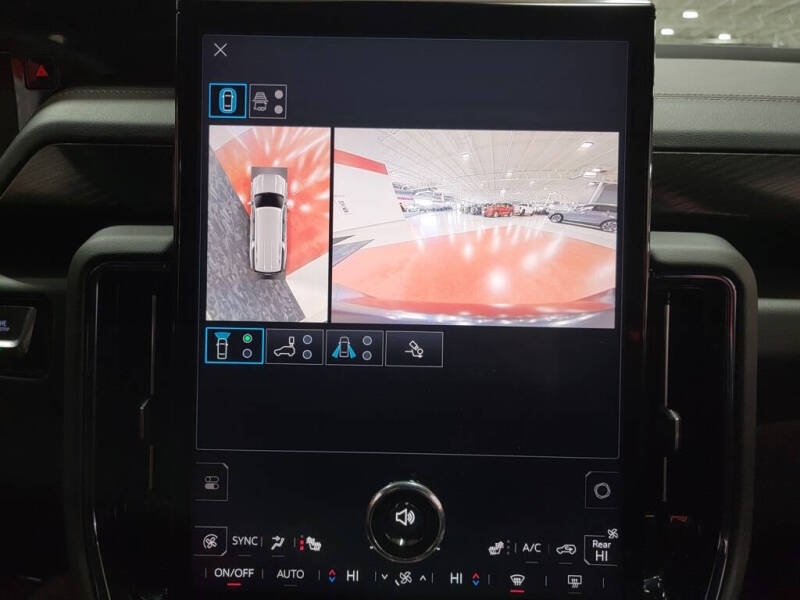 2025 GMC Yukon XL AT4