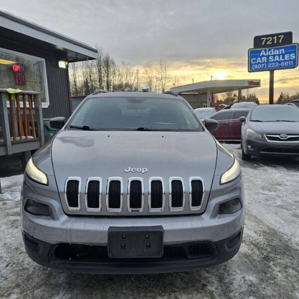 2016 Jeep Cherokee Sport