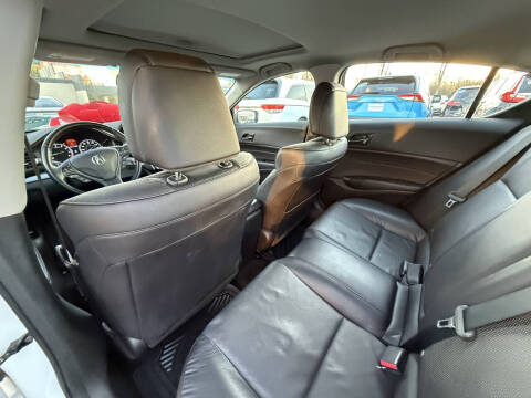 2015 Acura ILX 2.0L w/Tech