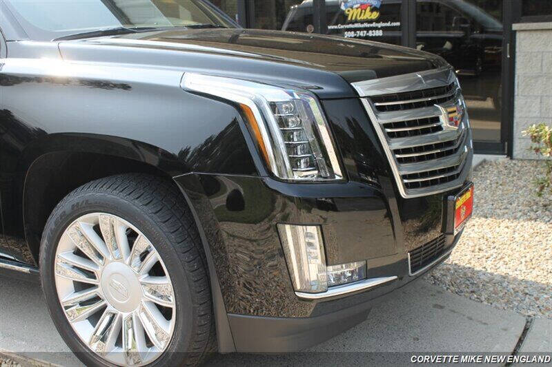 2017 Cadillac Escalade 10