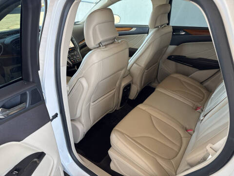 2019 Lincoln MKC Select