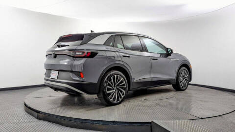 2023 Volkswagen ID.4 Pro S Plus