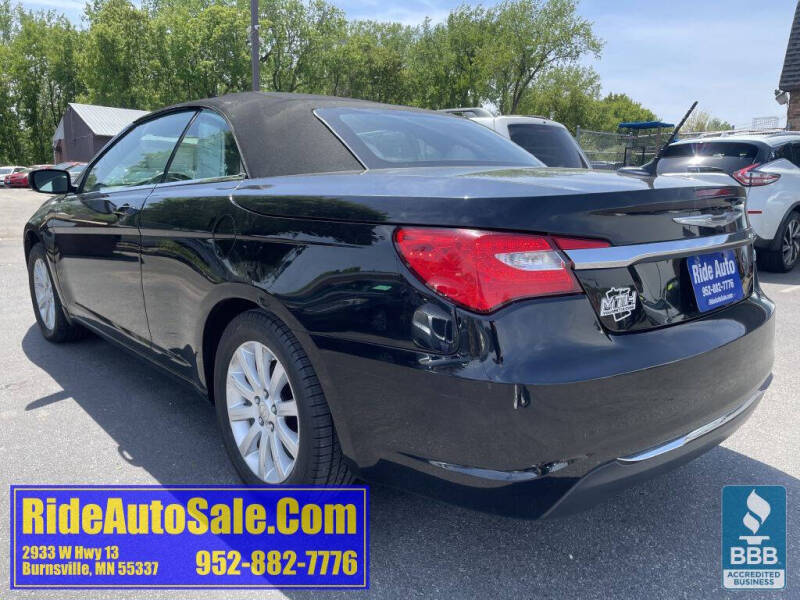 2013 Chrysler 200 Touring