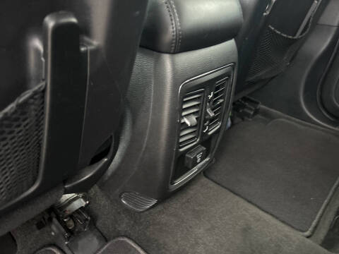 2012 Jeep Grand Cherokee Laredo X