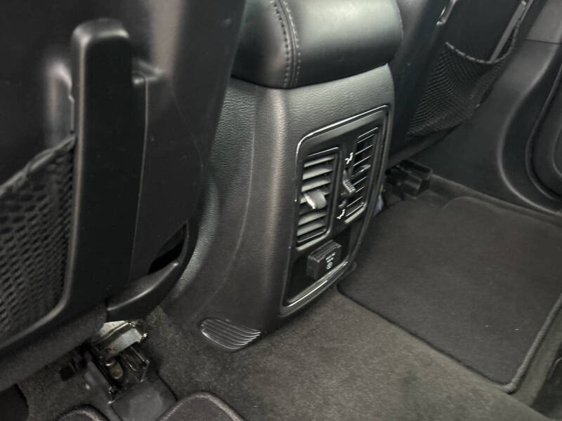 2012 Jeep Grand Cherokee Laredo X