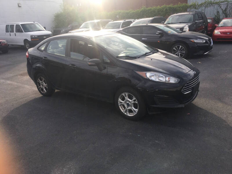 2016 Ford Fiesta SE photo 24