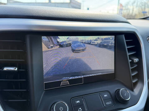 2020 GMC Acadia SLE