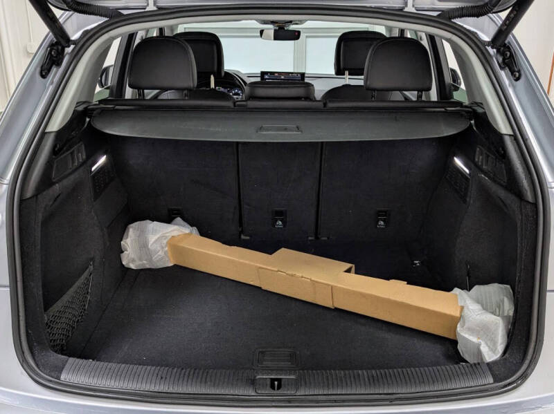 2023 Audi Q5 quattro Premium 40 TFSI