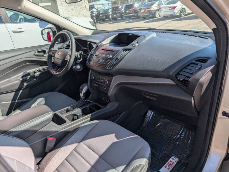 2017 Ford Escape S