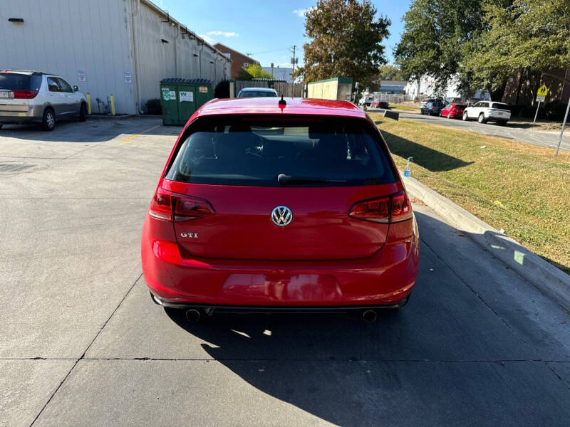 2017 Volkswagen Golf GTI S