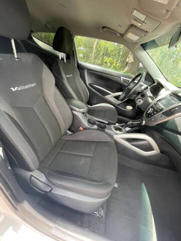2017 Hyundai Veloster