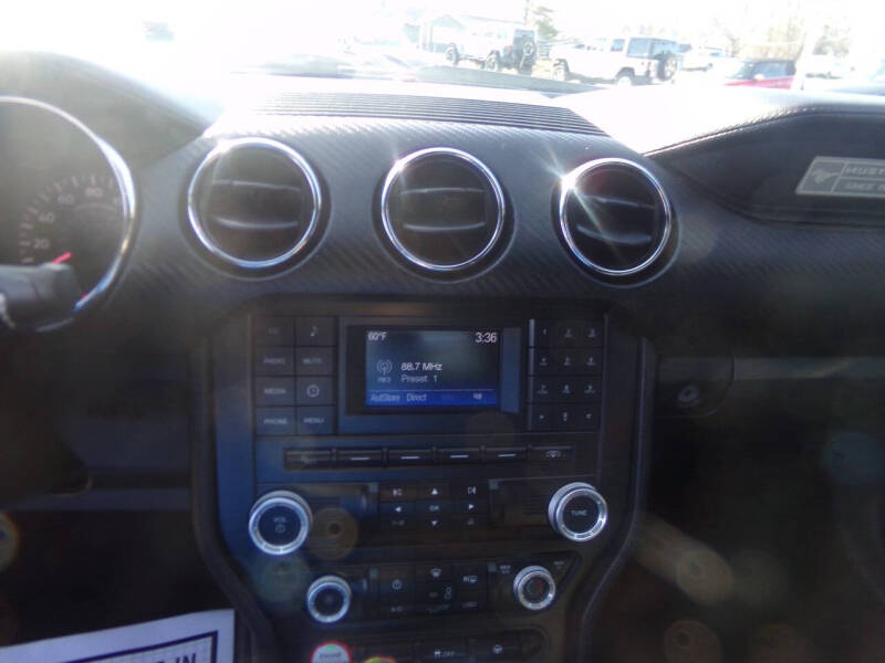 2015 Ford Mustang V6