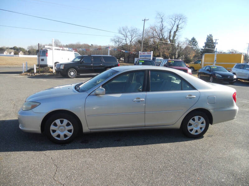 2003 Toyota Camry LE photo 9