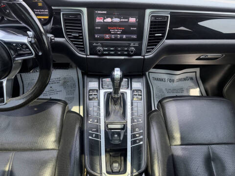 2018 Porsche Macan