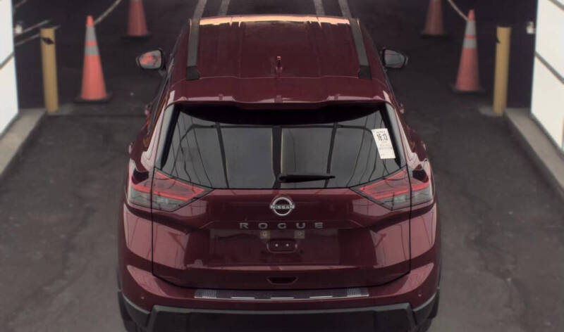 2025 Nissan Rogue SV