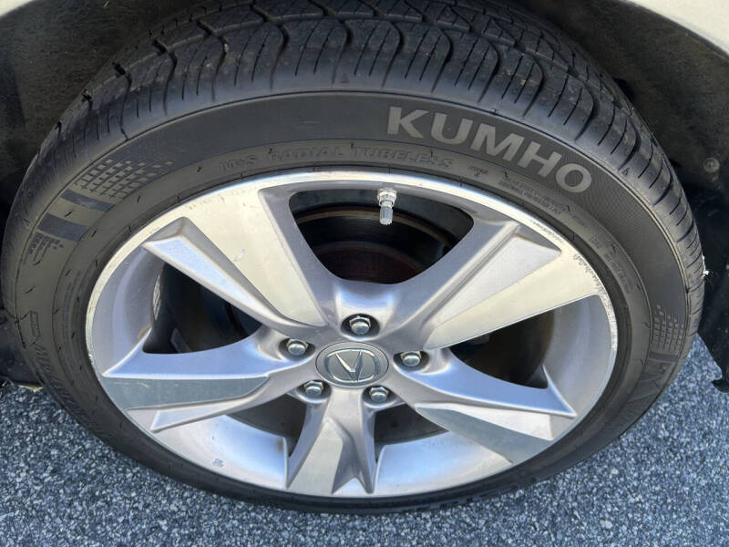 2013 Acura ILX 2.0L w/Tech