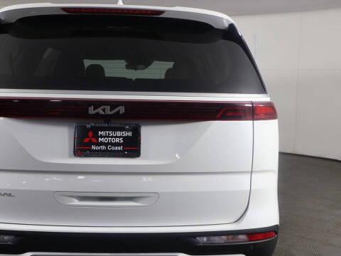 2023 Kia Carnival EX