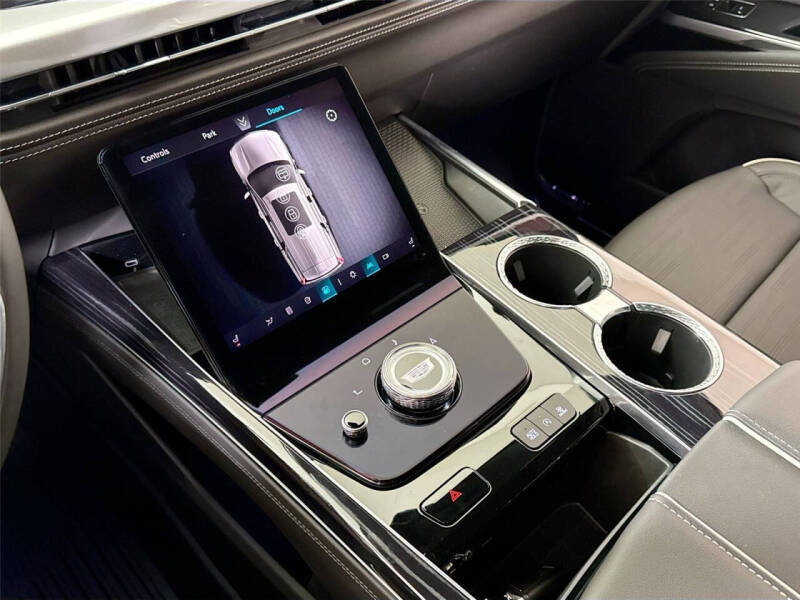2025 Cadillac Escalade Sport