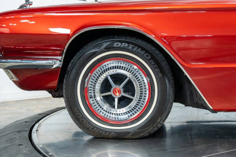 1966 Ford Thunderbird