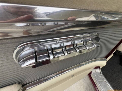 1961 Ford Thunderbird