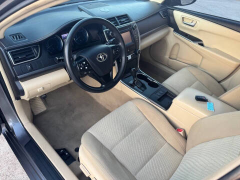 2017 Toyota Camry Hybrid