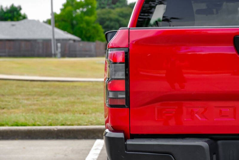 2022 Nissan Frontier S