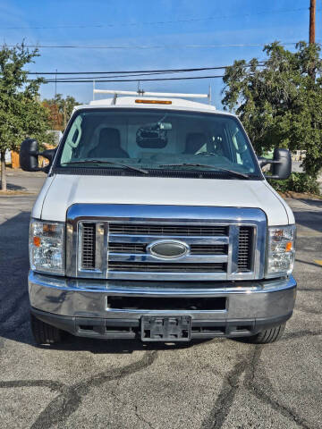 2014 Ford E-Series E-350 SD