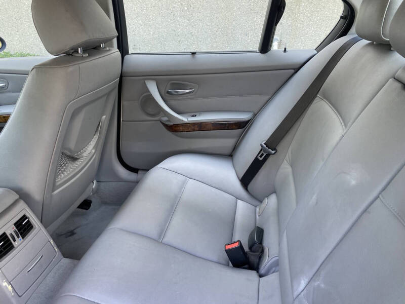 2006 BMW 3 Series 330i