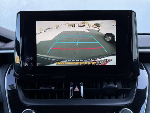 2025 Toyota Corolla Cross LE