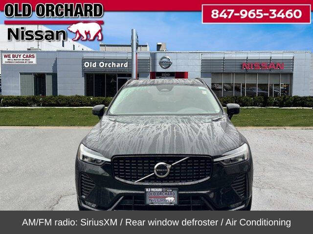 2025 Volvo XC60 B5 Plus Dark Theme