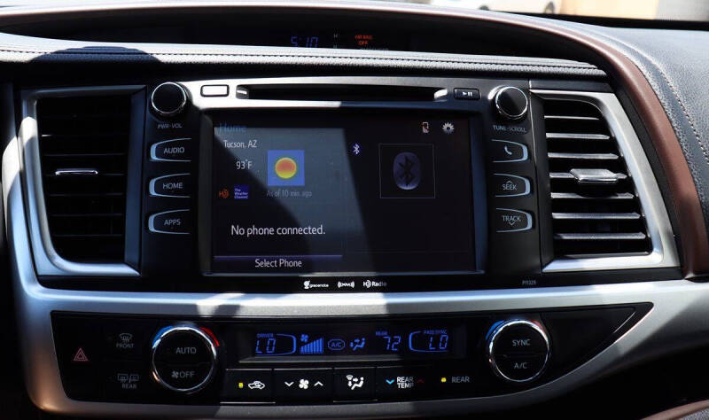 2017 Toyota Highlander LE Plus