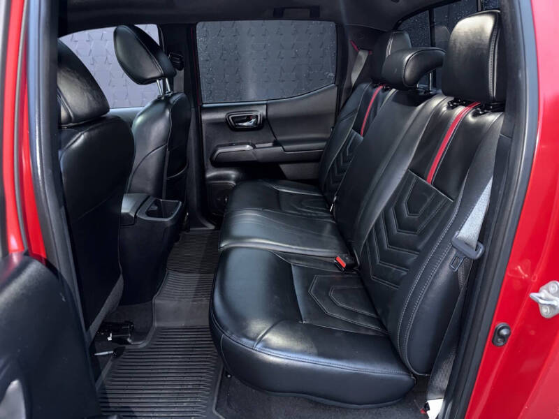 2018 Toyota Tacoma TRD Sport