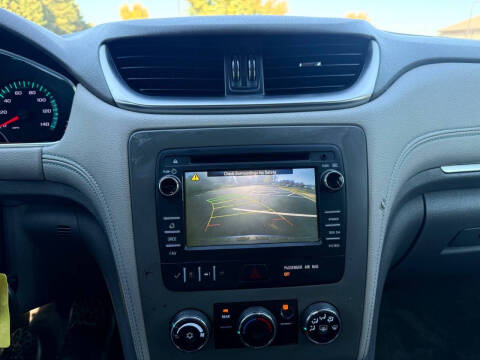 2013 Chevrolet Traverse LS