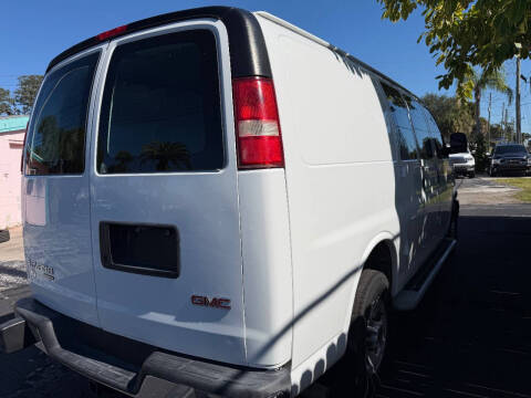 2016 GMC Savana 2500