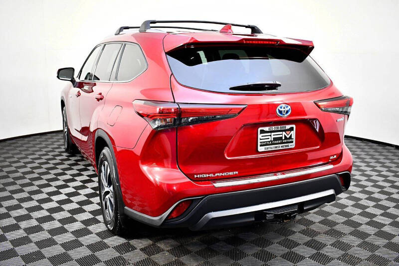 2020 Toyota Highlander Hybrid XLE