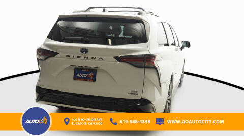 2023 Toyota Sienna XSE 7-Passenger