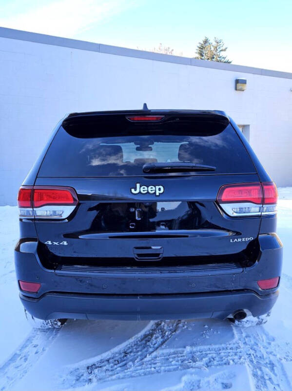 2021 Jeep Grand Cherokee Laredo E