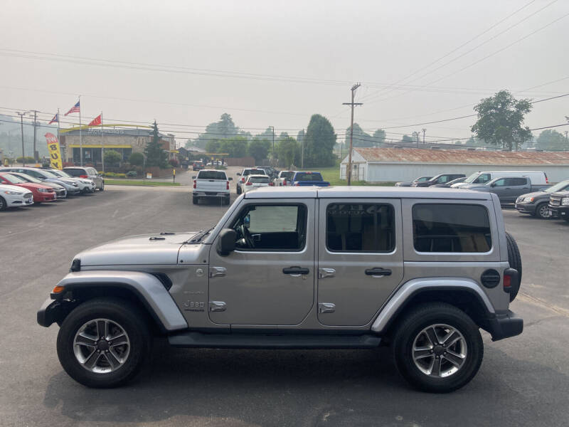 2020 Jeep Wrangler Unlimited Sahara photo 5