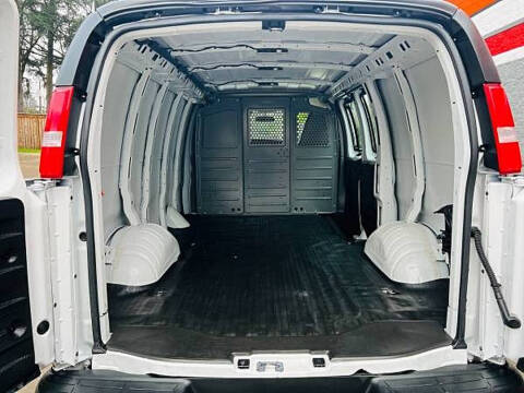 2021 Chevrolet Express 2500