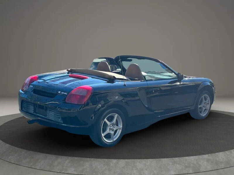2002 Toyota MR2 Spyder