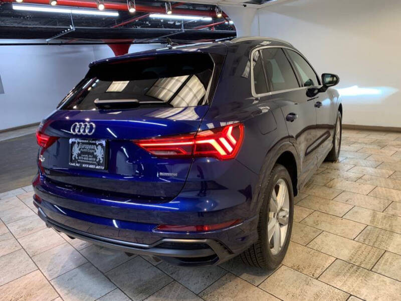 2022 Audi Q3 quattro S line Premium 45 TFSI