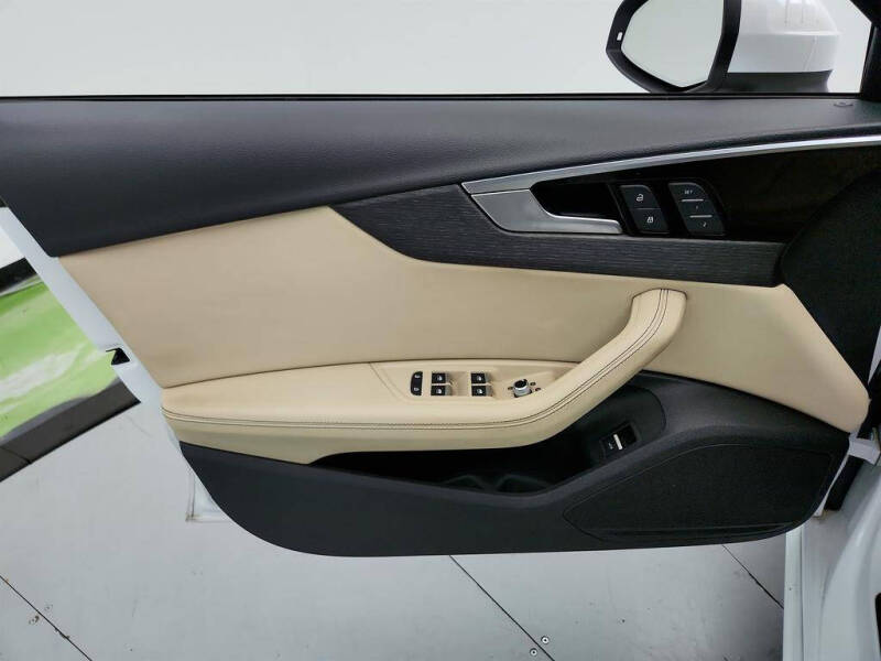 2022 Audi A4 quattro S line Prem Plus 45 TFSI