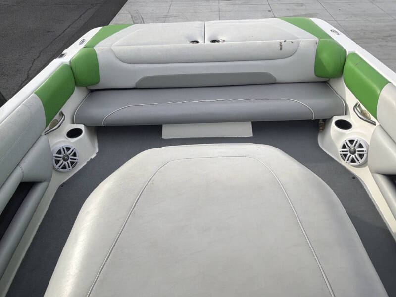 2003 Centurion Storm