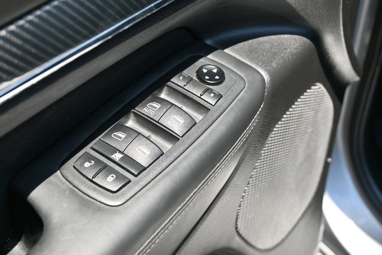 2021 Jeep Grand Cherokee 28