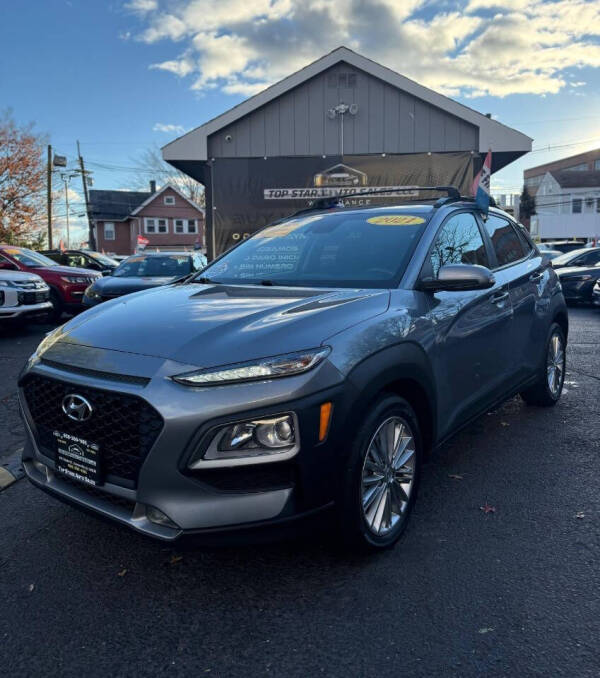 2021 Hyundai Kona SEL Plus's photo