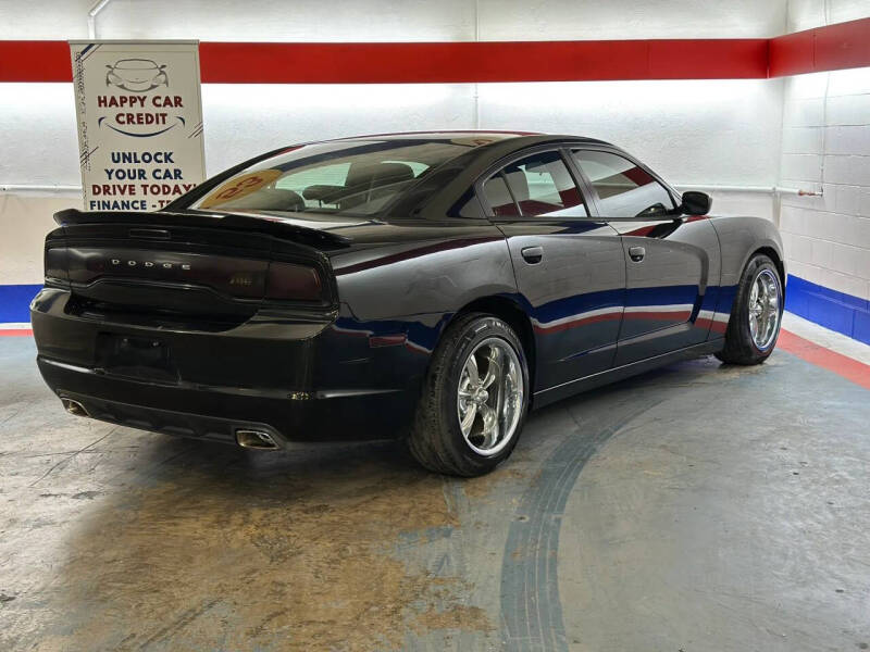 2013 Dodge Charger SE