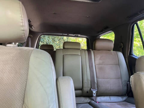 2003 Toyota Sequoia SR5