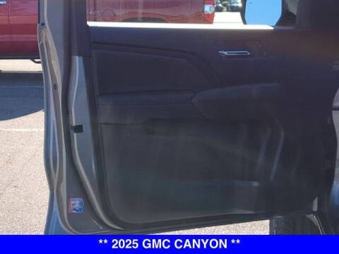 2025 GMC Canyon Elevation